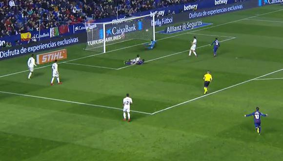 El Levante agarró desprevenido al Real Madrid. Un disparo poco ortodoxo de Roger venció la resistencia de Thibaut Courtois y sirvió para la igualdad transitoria. (Foto: captura de video)