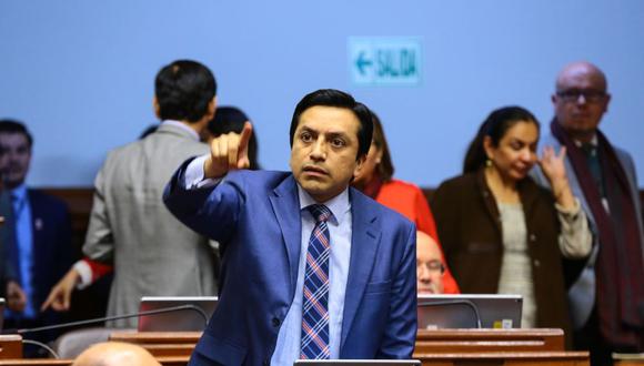 Gilbert Violeta remarcó el discurso "proinversión" del nuevo presidente del Congreso, Pedro Olaechea. (Foto: Congreso)