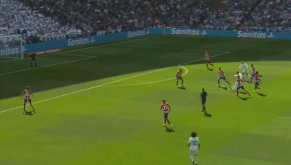Cristiano Ronaldo estuvo a punto de marcar en el Real Madrid vs. Atlético de Madrid. (Foto: captura de YouTube)