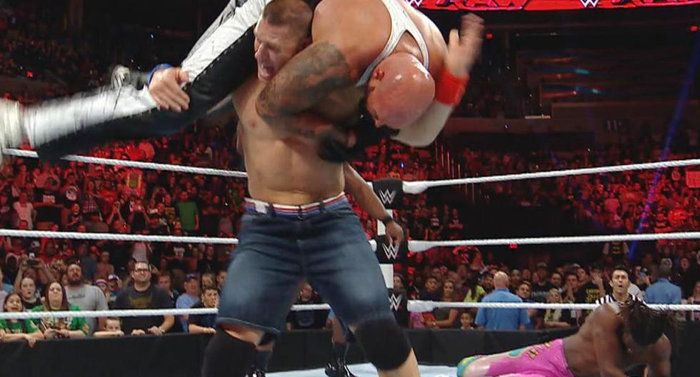 John Cena se robó el protagonismo en el evento WWE Monday Night Raw | Foto: WWE