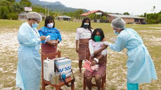 Defensoría: es inaceptable que solo el 28% de la población indígena amazónica esté vacunada con las dos dosis