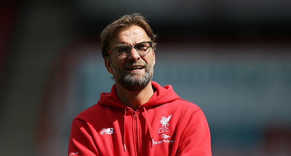 Jürgen Klopp sabe que la hinchada del Liverpool aclama a Rafa Benítez. (Foto: Getty Images)