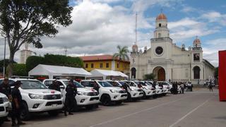 San Martín: ministro Basombrío entrega 66 vehículos policiales