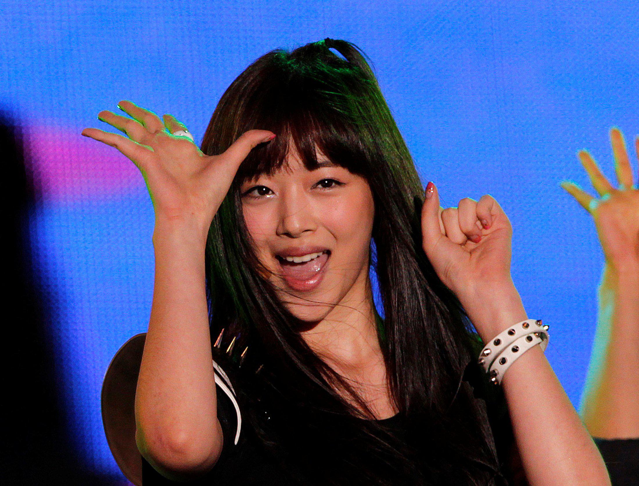 La estrella de K-Pop, Sulli, tuvo que lidiar con una campaña en su contra por, entre otras cosas, no llevar sujetador antes de suicidarse. (Reuters)