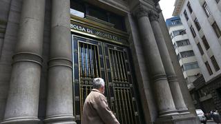 Bolsa de Valores de Lima cierra en rojo por fuerte caída en los sectores financiero y consumo