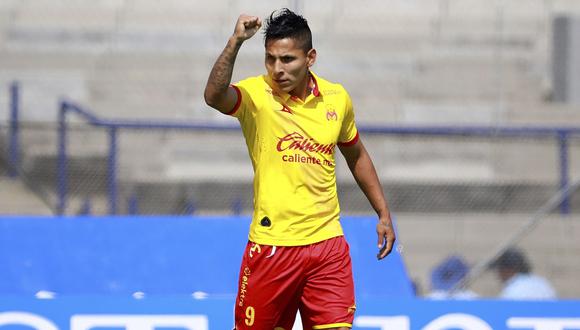 Raúl Ruidíaz se convirtió en el máximo anotador del fútbol mexicano con 27 goles en Apertura 2016 y Clausura 2017. (Foto: AFP)