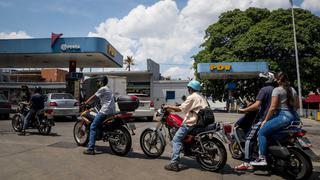 Largas colas e incidentes en Venezuela por fallas en la venta de gasolina iraní | FOTOS