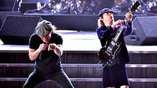 AC/DC encendió los Grammy con "Highway to Hell"