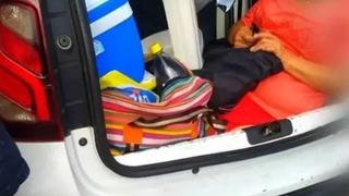 Turista es multado por llevar a su suegra en la maletera del auto en Brasil