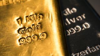 Oro cae cerca de mínimo de dos semanas por rebote del dólar 