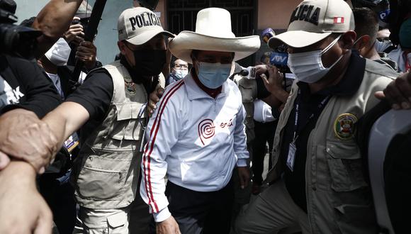 El candidato a la presidencia de Perú Libre reiteró que Vladimir Cerrón “no tiene nada que ver” en su candidatura y que el ideario del partido no será su plan de gobierno. (Foto: El Comercio)