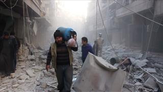 Rusia bombardea la ciudad más poblada de Siria [VIDEO]