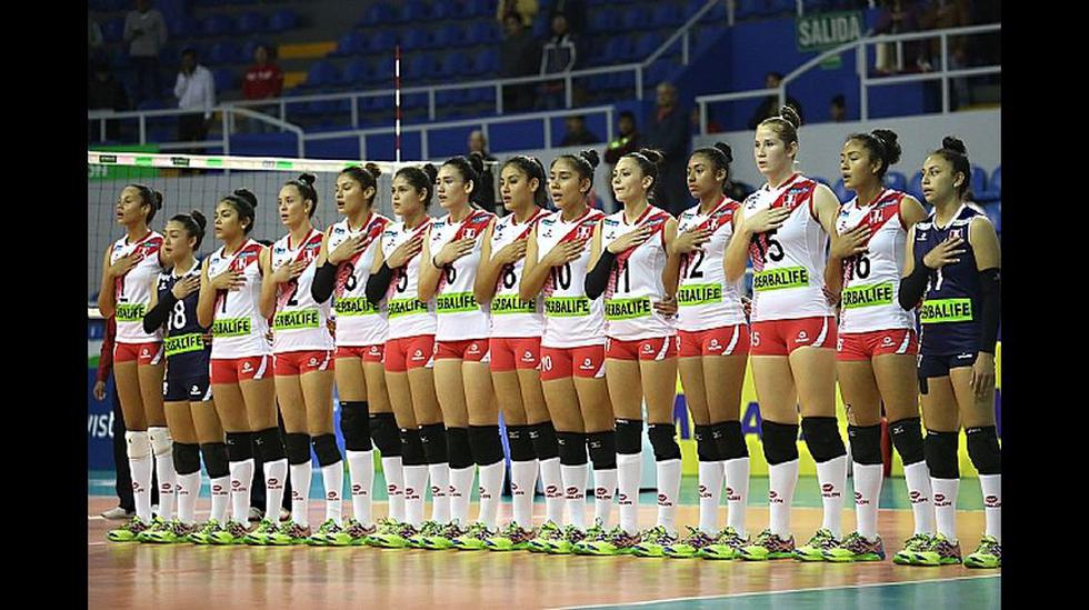 El plantel completo de la selecci&oacute;n peruana de voleibol sub 18. (Foto: Itea Photo/Andr&eacute;s Lino)
