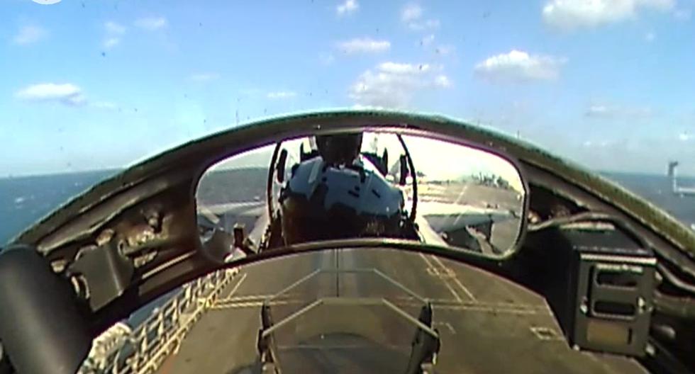 Video en 360° te hace experimentar el despegue de un caza sobre un portaviones. (Foto: Captura de YouTube)