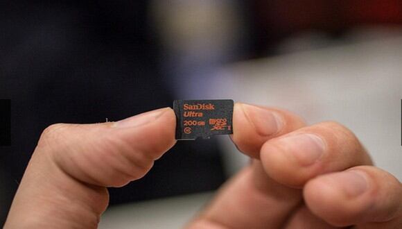 Si te quieren vender a una microSD de varios gigabytes a un precio muy bajo, es probable que la tarjeta sea totalmente falsa. (Foto: Archivo / cnet.es)