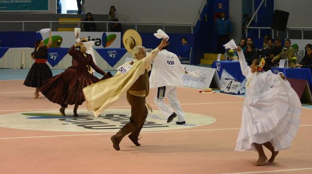 Adulto mayor: Dos concursos de baile fueron la sensación - 3