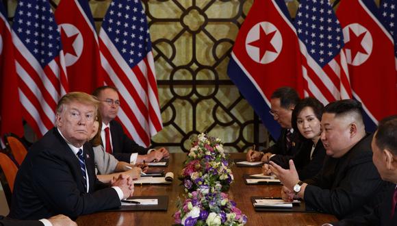 Donald Trump y Kim Jong-un se reunieron en Hanoi para intentar llegar a un acuerdo sobre la desnuclearización de Coreo del Norte. (AP)