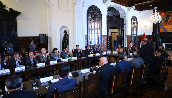 En Palacio de Gobierno, hoy se realizó una nueva edición del GORE Ejecutivo, ahora con la presencia de la nueva primera ministra, Mercedes Aráoz. (Foto: Presidencia)
