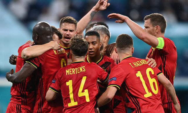 Bélgica y Rusia chocan en la primera jornada de esta Eurocopa 2021 | Foto: AFP