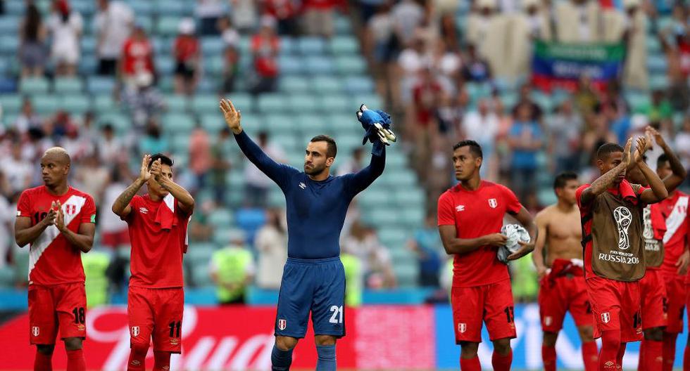 El caluroso recibimiento a su llegada a Lima emocionó a los integrantes de la Selección Peruana | Foto: Getty Images
