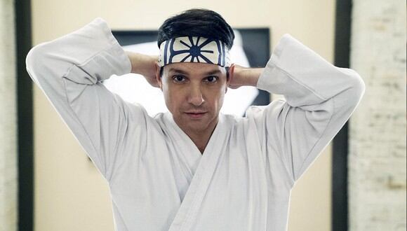 Según una teoría, un breve momento en “Karate Kid Part II” podría inspirar la premisa de la temporada 3 de “Cobra Kai” (Foto: Netflix/ YouTube)