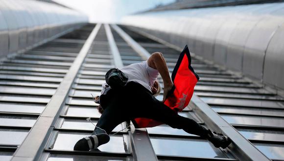 Así es Alain Robert, el ‘Spiderman francés’ que escala rascacielos para pedir acciones contra el cambio climático | Foto: Reuters