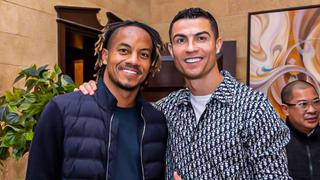 André Carrillo y Cristiano Ronaldo posan juntos previo al PSG vs. Riyadh Season | FOTO
