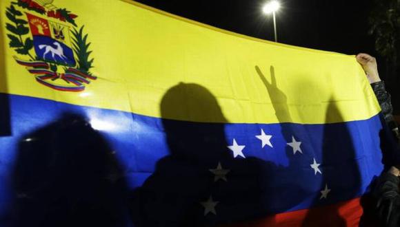 EE.UU.: Atacan a restaurante venezolano por exhibir su bandera