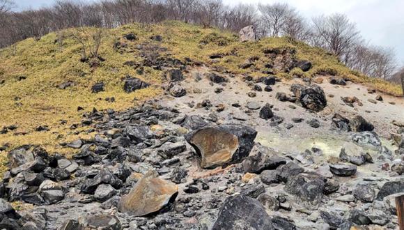 Así quedó la 'piedra asesina' tras haberse partido, según las autoridades, por erosión natural. | Foto: @Lily0727K/Twitter