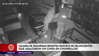 Chorrillos: tres delincuentes robaron aproximadamente S/8 mil de un chifa | VIDEO