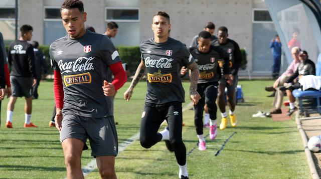 La selección peruana y el exigente entrenamiento en Santiago - 1