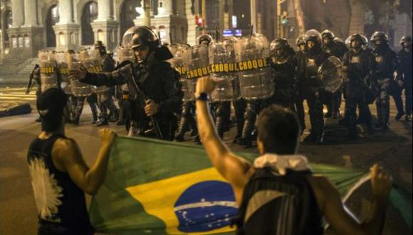 Brasil alista 10 mil policías antidisturbios