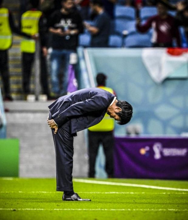 Hajime Moriyasu, DT of the Japan team, said goodbye to the fans after elimination from Qatar 2022. (Photo: EFE)