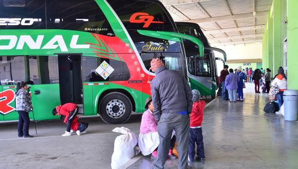 Fiscalizan que no se expendan boletos para viajar a zonas perjudicadas por fuerte sismo en el nororiente. | Foto: GEC