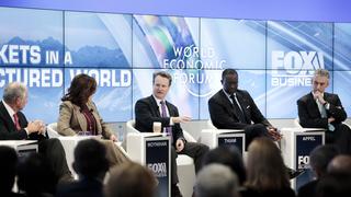 Davos debate pros y contras de reforma tributaria de Trump