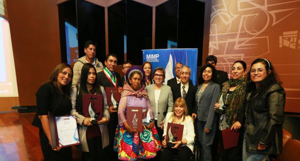 Se premió a personas e instituciones que promueven la paz en el Perú. (Foto: MIMP)
