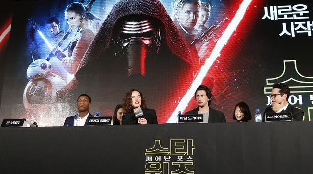 Star Wars: actores promocionan "The Force Awakens" en el mundo - 4