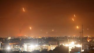 Hamas dice haber disparado más de 200 cohetes contra Israel en represalia a los bombardeos en Gaza 