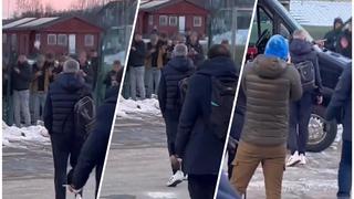 José Mourinho fue agredido con bolas de nieve por un grupo de hinchas en Noruega | VIDEO