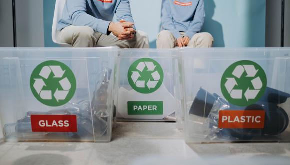 “Actualmente, el reciclaje exige un profundo cambio de mentalidad y mucho compromiso”, menciona Jorge Chávez. (Foto: cottonbro / Pexels)