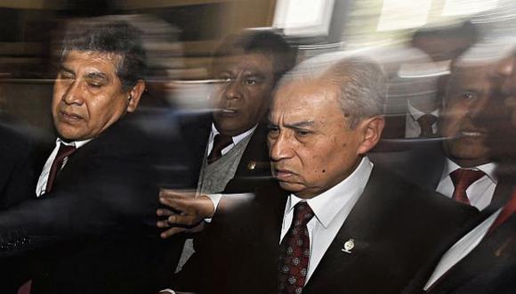 Horas después de conocerse la decisión de la Comisión Permanente, el fiscal Chávarry tuiteó que “la verdad se abrirá paso” en los casos Chinchero y Lava Jato. (Foto: Pedro Chávarry/ El Comercio)