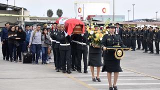 Cuerpo de policía caído en Madre de Dios fue recibido con honores en Lima