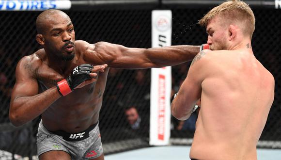 El norteamericano Jon Jones se impuso al sueco Alexander Gustafsson en el estelar de la UFC 232 con espectacular combinación de golpes. (Foto: UFC)