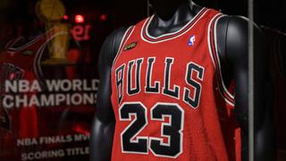 Legendaria camiseta de Michael Jordan fue subastada por más de 10 millones de dólares