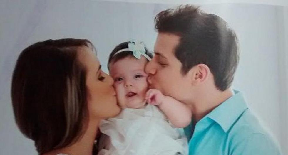 Gino Pesaressi y Mariana Vértiz presentaron a su bebé. (Foto: Revista Gisela)