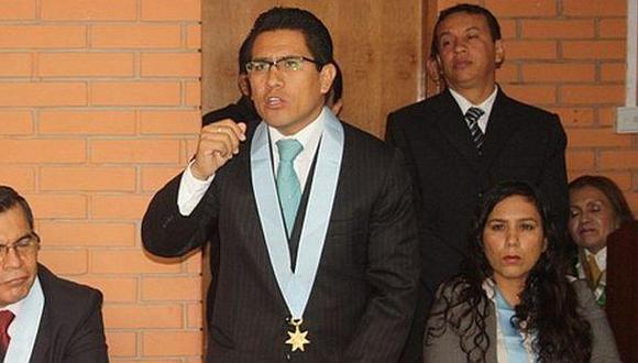 Procurador anticorrupción pide investigar a Carlos Bruce
