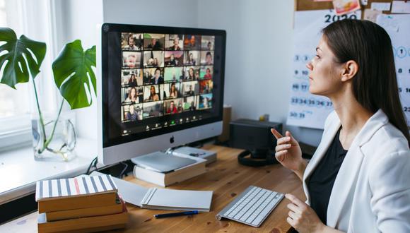 No solo el trabajo, también la educación y el ocio están mediados por la realidad virtual. (Foto: Shutterstock)