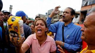 Detienen a 400 personas por saqueos en Venezuela