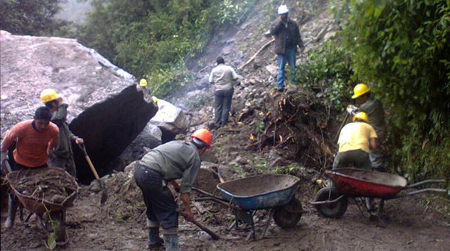 Piedra que bloquea acceso a Machu Picchu será retirada a mano - 1