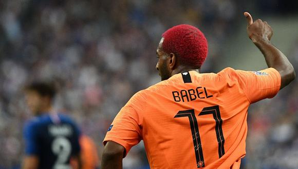 Francia vs. Holanda: Babel empató partido 1-1 con preciso remate. (Foto: AFP)